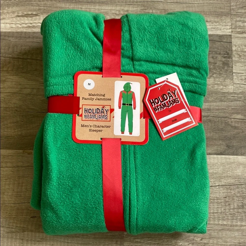 🎄 Festive Green Fleece Pajama Set for Cozy Lounging - Picture 1 of 1